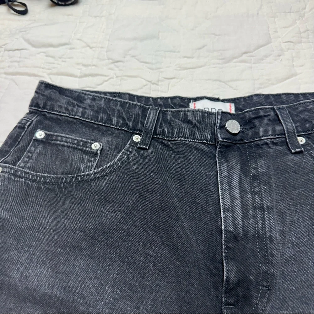 Washed Black Denim Shorts | High-Rise Relaxed Vintage-Style · BDG - Picture 4 of 13